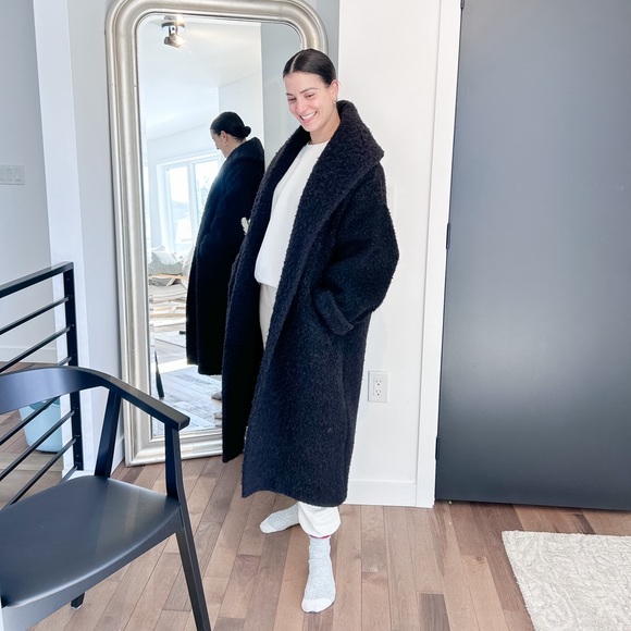 Babaton Oversized Wool Teddy Coat - Picture 2 of 14